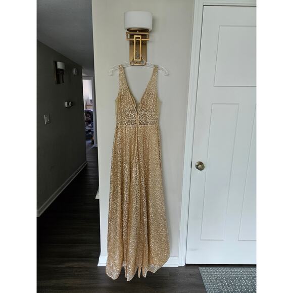 Cinderella Divine Champagne Gold V-Neck Glitter Print A-Line Prom Gown Size 4? - Picture 8 of 15